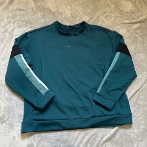 Women’s Nike Therma Crewneck